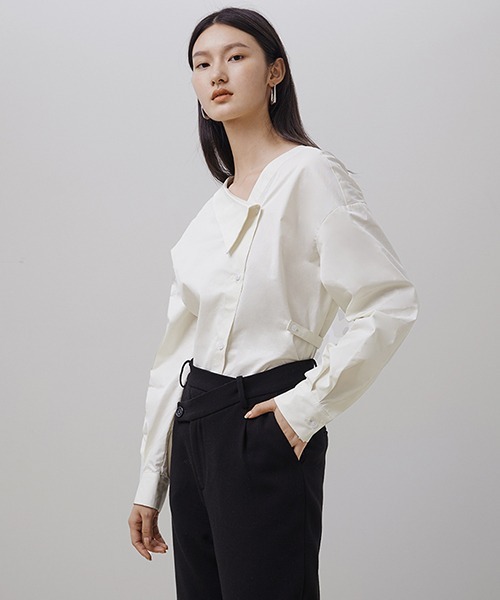 UNSPOKEN(アンスポクン)の「【UNSPOKEN】Off-white asymmetric lapel shirt UQ21S120(シャツ/ブラウス・レディース・ホワイト・S/M)」の9枚目の写真