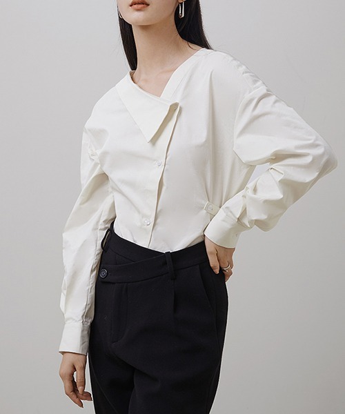 UNSPOKEN(アンスポクン)の「【UNSPOKEN】Off-white asymmetric lapel shirt UQ21S120(シャツ/ブラウス・レディース・ホワイト・S/M)」の11枚目の写真