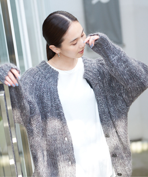 qualite(カリテ)の「スラブモヘア2WAYニット(ニット/セーター・レディース・チャコールグレー/ブラウン・フリー)」の4枚目の写真