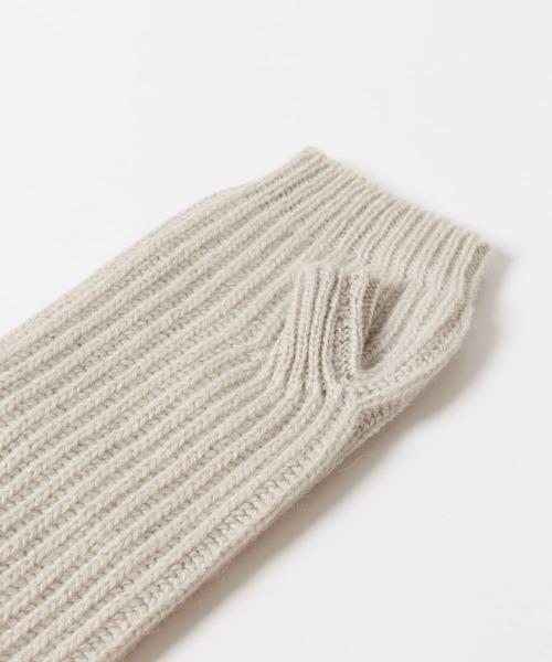 URBAN RESEARCH ROSSO WOMEN(アーバンリサーチ ロッソ)の「ALPO ニットグローブ(手袋・レディース・アイボリー/グレー系その他/ブラウン系その他・-)」の15枚目の写真