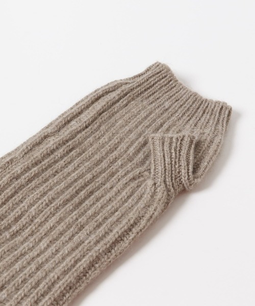 URBAN RESEARCH ROSSO WOMEN(アーバンリサーチ ロッソ)の「ALPO ニットグローブ(手袋・レディース・アイボリー/グレー系その他/ブラウン系その他・-)」の17枚目の写真