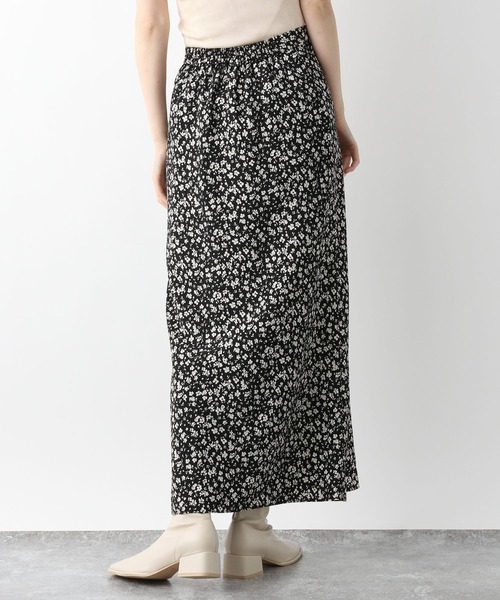 A part by(アパートバイ)の「フラワーナロースカート 262670(スカート・レディース・アイボリー/ブラック/ライトグリーン・FREE)」の6枚目の写真
