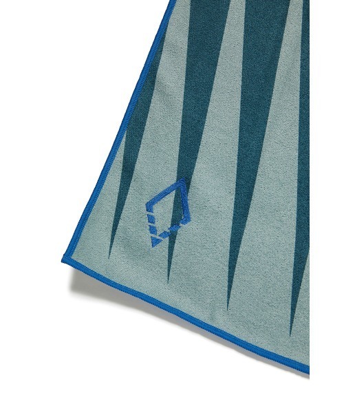 AMERICAN RAG CIE（アメリカンラグシー）の「NOMADIX FULL SIZED TOWEL-HEAT WAVE（タオル・レディース・マルチ/ブルー系その他・FREE）」の11枚目の写真