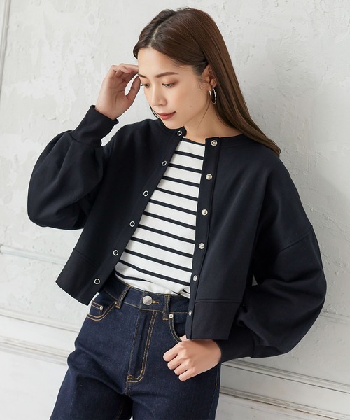 KOBE LETTUCE（コウベレタス）の「前後2wayボリュームスリーブ裏起毛クルーネックカーディガン（カーディガン/ボレロ・レディース・ブラック/パープル/グレー系/アイボリー・FREE）」の3枚目の写真