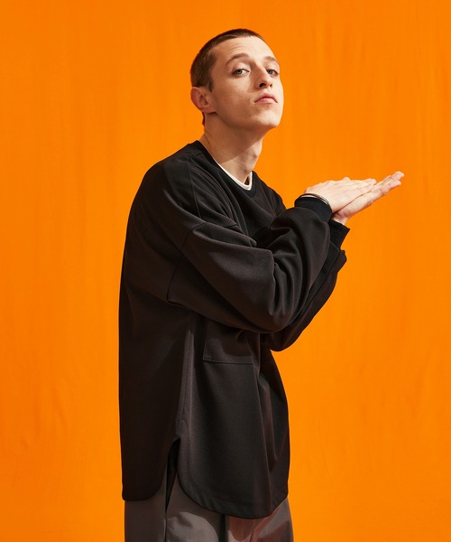 UNITED TOKYO(ユナイテッドトウキョウ)の「ダブルポケットプルオーバー(Tシャツ/カットソー・メンズ・ブラック/ブルー/カーキ・1/2)」の18枚目の写真