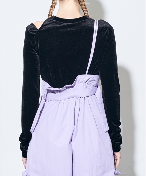 Solace(ソレイス)の「ショルダーカットベロアタイトトップス(Tシャツ/カットソー・レディース・ベージュ/グリーン/ブラック・FREE)」の16枚目の写真