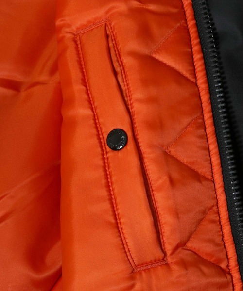 AVIREX（アヴィレックス）の「AVIREX/アビレックス　MA-1 COMMERCIAL LOGO FLIGHT JACKET（MA-1・メンズ・ブラック/アーミー・XXL/L/XL/M）」の19枚目の写真