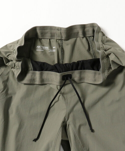 ARC'TERYX（アークテリクス）の「ARC’TERYX / アプティン ショートパンツ（その他パンツ・メンズ・ブラック/オリーブ/チャコールグレー・LARGE/MEDIUM/X-LARGE/XX-LARGE）」の8枚目の写真