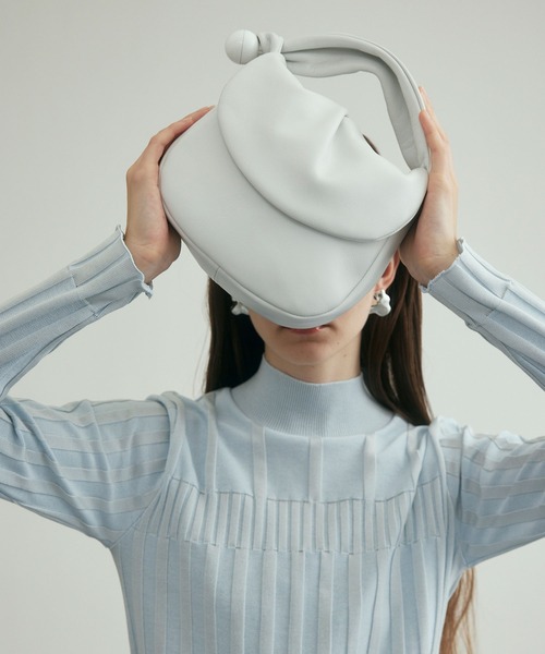 UNITED TOKYO（ユナイテッドトウキョウ）の「レザーサークルハンドバッグ（ハンドバッグ・レディース・ホワイト/ブラック・FREE）」の3枚目の写真