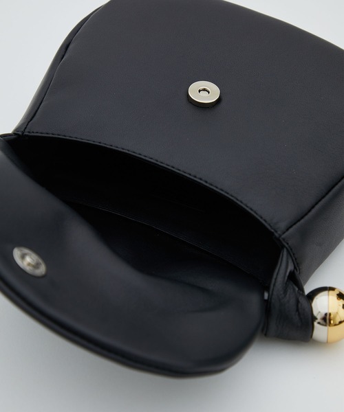 UNITED TOKYO（ユナイテッドトウキョウ）の「レザーサークルハンドバッグ（ハンドバッグ・レディース・ホワイト/ブラック・FREE）」の9枚目の写真