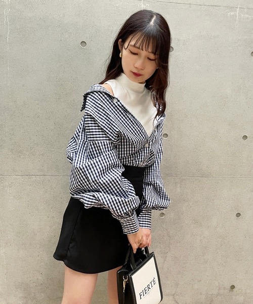 one after another NICE CLAUP(ワンアフターアナザーナイスクラップ)の「肌見せシアーシャツハイネックインナーセット(シャツ/ブラウス・レディース・ベージュ/オフホワイト/ストライプ/チェック/ピンク/イエロー/ホワイト・FREE)」の11枚目の写真