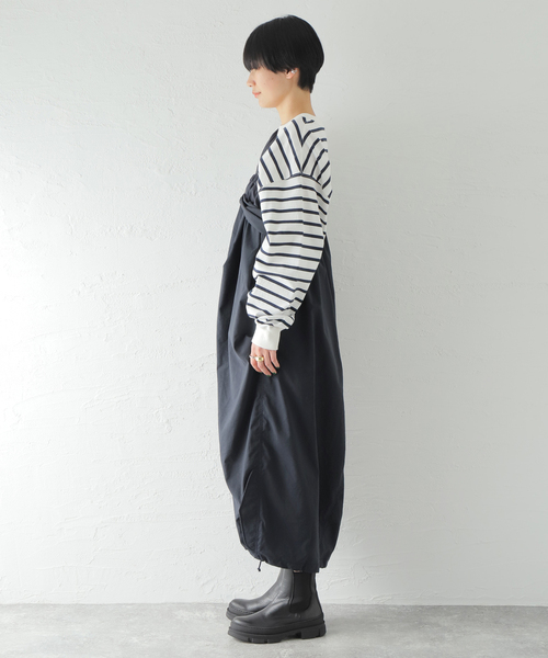77circa（ナナナナサーカ）の「《別注》【77circa/ナナナナサーカ】WIDTH ADJUSTABLE STRAP DRESS：ワンピース（ワンピース・レディース・ベージュ/ネイビー・FREE）」の11枚目の写真