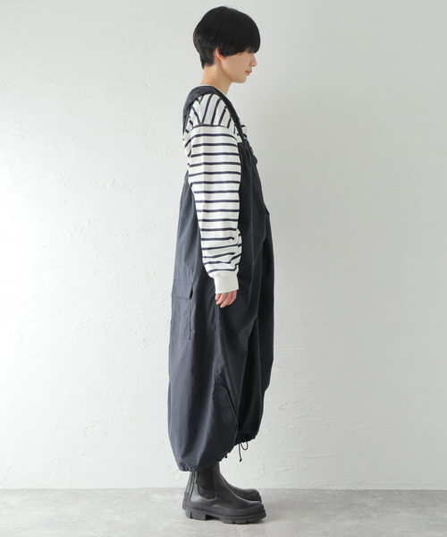 77circa（ナナナナサーカ）の「《別注》【77circa/ナナナナサーカ】WIDTH ADJUSTABLE STRAP DRESS：ワンピース（ワンピース・レディース・ベージュ/ネイビー・FREE）」の13枚目の写真