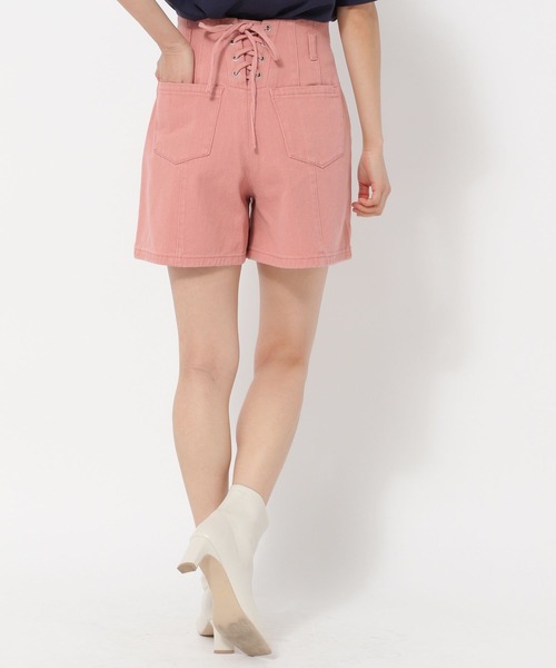 mysty woman(ミスティウーマン)の「バックレースアップデニムショートパンツ 269641(デニムパンツ・レディース・ベージュ/ピンク/モカ・FREE)」の1枚目の写真
