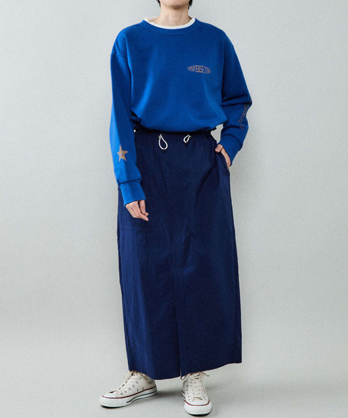 CONVERSE TOKYO(コンバーストウキョウ)の「グラフィックプリントロンT(Tシャツ/カットソー・レディース・ホワイト/ブルー/グレー・FREE)」の5枚目の写真