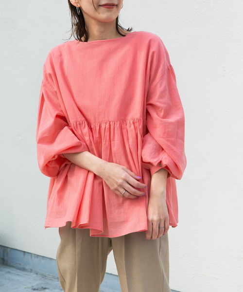 URBAN RESEARCH DOORS（アーバンリサーチドアーズ）の「コットンボイルギャザー2WAYブラウス（シャツ/ブラウス・レディース・ブラック/ピンク/グレー系その他・MEDIUM）」の17枚目の写真