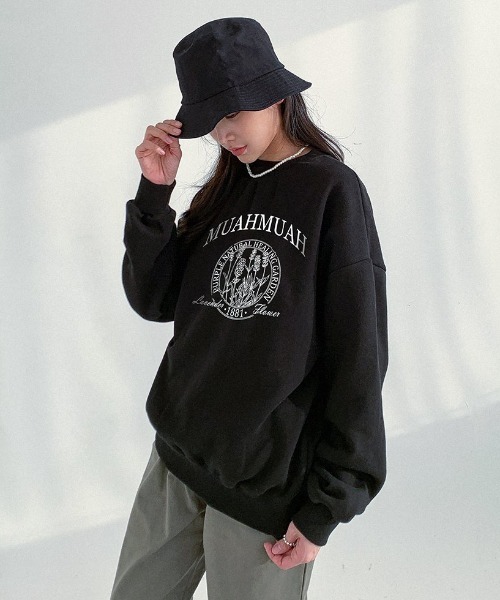 muahmuah(ムーアムーア)の「A'GEM/9 × .kom『muah muah/ムーアムーア』MUAH NATURAL GRAPHIC MTM/オーバーフィット フロントグラフィック MTM(スウェット・レディース・アイボリー/ブラック/グレー/インディゴブルー・FREE)」の9枚目の写真