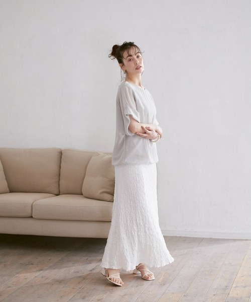 INED CLARO(イネドクラロ)の「リップルフレアスカート(スカート・レディース・ブラック/オフホワイト/イエロー・フリー)」の8枚目の写真