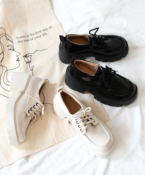 NOFALL（ノーフォール）の「厚底レースアップシューズ（ドレスシューズ・レディース・ベージュ/ブラック・M/3L/LL/S/L）」の13枚目の写真