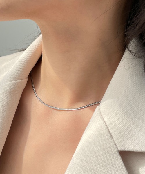 CEMONEMO（セモネモ）の「【金属アレルギー対応】 スネークチェーン ネックレス 2mm 40cm / サージカルステンレス 316L（ネックレス・レディース・シルバー/ゴールド・FREE）」の9枚目の写真