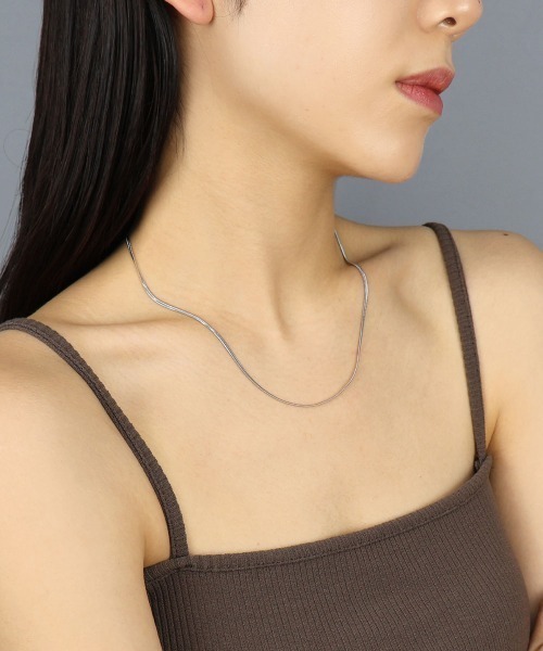 CEMONEMO（セモネモ）の「【金属アレルギー対応】 スネークチェーン ネックレス 2mm 40cm / サージカルステンレス 316L（ネックレス・レディース・シルバー/ゴールド・FREE）」の16枚目の写真