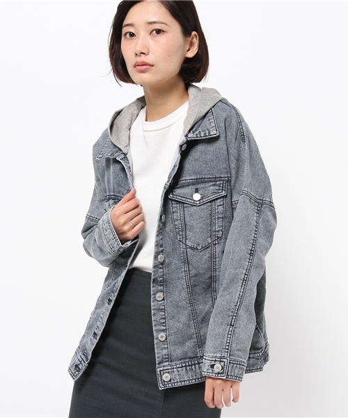 WEGO（ウィゴー）の「WEGO/フード付きドルマンGジャン（デニムジャケット・レディース・インディゴブルー/ライトインディゴブルー・FREE）」の2枚目の写真