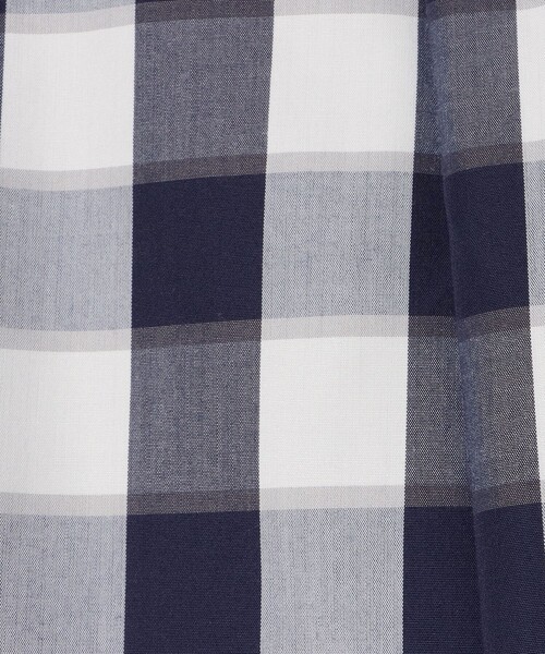 BEAMS HEART（ビームスハート）の「BEAMS HEART / チェック柄 タックフレアスカート（スカート・レディース・ネイビー/ブラウン・FREE）」の11枚目の写真