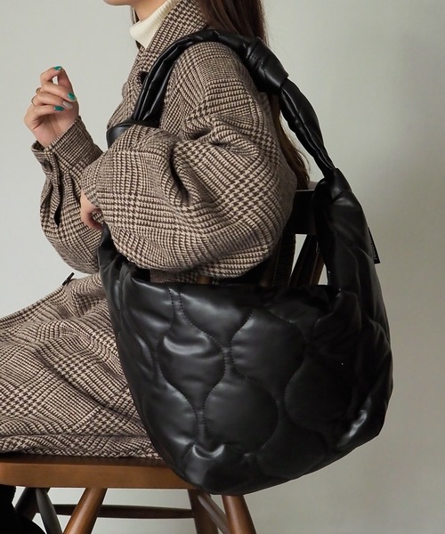 Riberry（リベリー）の「キルティングビッグショルダーバッグ