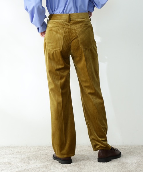 N.（N. Natural Beauty Basic）（エヌエヌナチュラルビューティーベーシック）の「【松井愛莉さん着用】《n.'look》◆シャイニーコーデュロイパンツ（その他パンツ・レディース・イエロー/パープル・MEDIUM）」の18枚目の写真