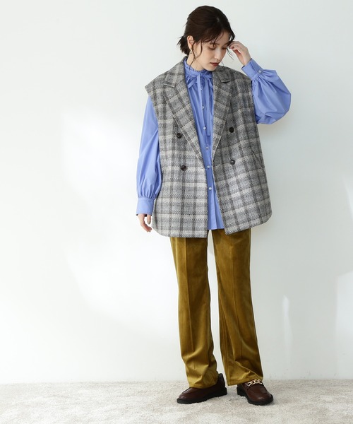 N.（N. Natural Beauty Basic）（エヌエヌナチュラルビューティーベーシック）の「【松井愛莉さん着用】《n.'look》◆シャイニーコーデュロイパンツ（その他パンツ・レディース・イエロー/パープル・MEDIUM）」の14枚目の写真