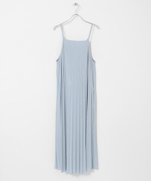 KBF(ケイビーエフ)の「2WAYプリーツキャミワンピース(ワンピース・レディース・ブラック/ダークブラウン/ブルー・ONE)」の17枚目の写真