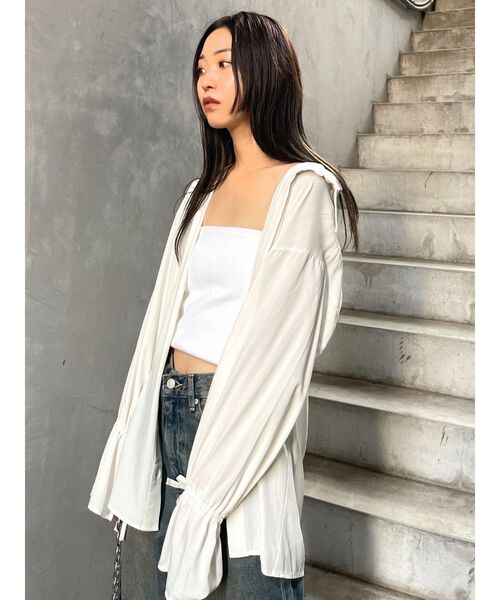 EMODA（エモダ）の「カフデザインロングシャツ（シャツ/ブラウス・レディース・ホワイト/ブラック・FREE）」の11枚目の写真