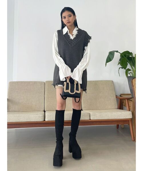 EMODA（エモダ）の「カフデザインロングシャツ（シャツ/ブラウス・レディース・ホワイト/ブラック・FREE）」の16枚目の写真