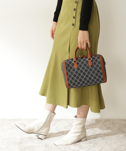 N.（N. Natural Beauty Basic）（エヌエヌナチュラルビューティーベーシック）の「【松井愛莉さん着用】◆モノグラムジャガードボストンバッグ（ボストンバッグ・レディース・ベージュ/ネイビー・ﾌﾘ-）」の4枚目の写真