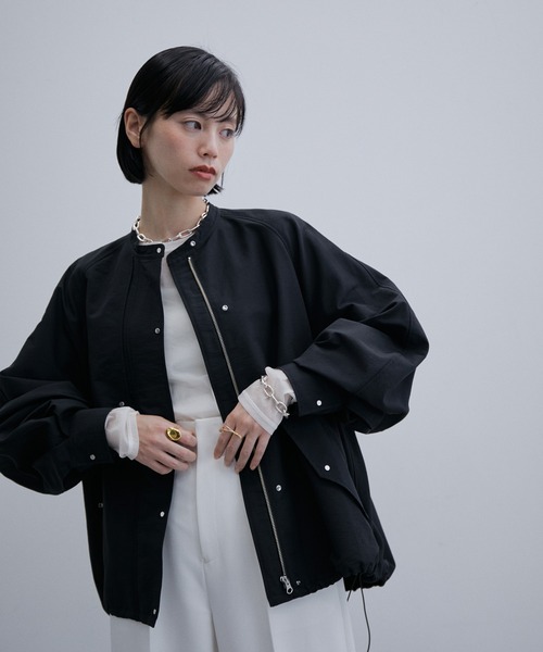 ADAM ET ROPE'（アダムエロペ）の「【サステナブル】バルーンスリーブブルゾン（ブルゾン・レディース・ブラック/キナリ・FREE）」の20枚目の写真