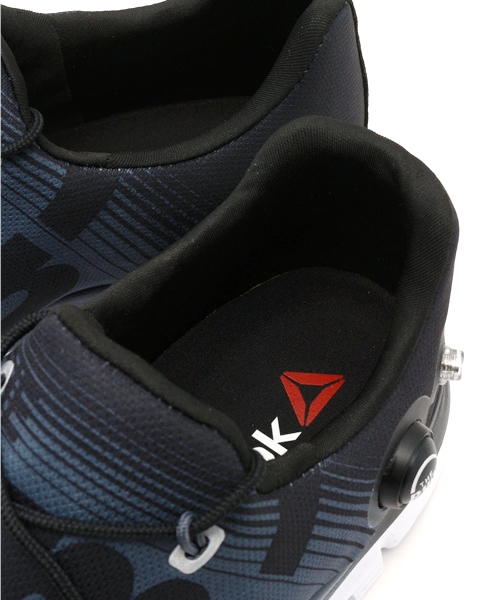 ソリューションブラック　15ポンド adidas ZPONGE FLUX CARBON/IRONMT/CBLACK（アディダス