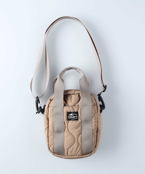 topologie ベージュ キルティングショルダーバッグ