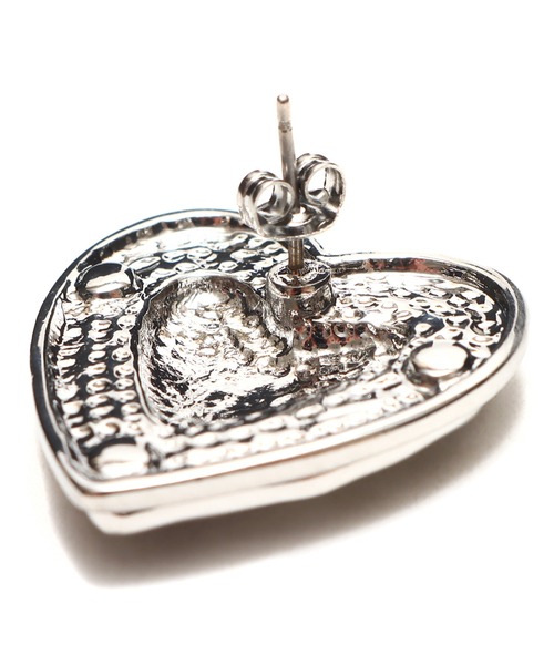 atmos pink(アトモスピンク)の「atmos pink ぷっくりハートロゴピアス(ピアス(両耳用)・レディース・シルバー/ゴールド・FREE)」の4枚目の写真