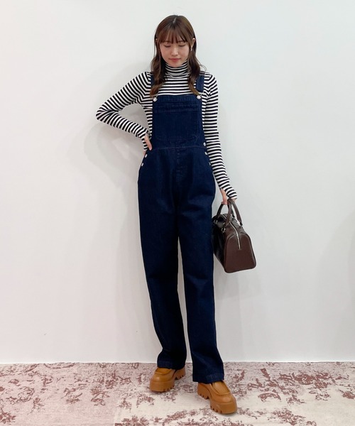 EPIMI E'PIMMY(エピミエピミー)の「サムホールデザインハイネックリブニット(ニット/セーター・レディース・ホワイト×ブラック/ブラック/オフホワイト・MEDIUM)」の7枚目の写真