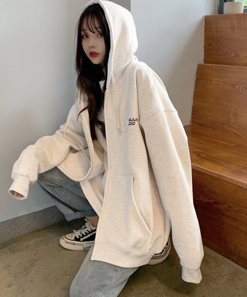 BASQUE magenta（バスクマゼンタ）の「オーバーサイズロゴベーシックジップパーカー（パーカー・レディース・ナチュラル/グレー・FREE）」の2枚目の写真