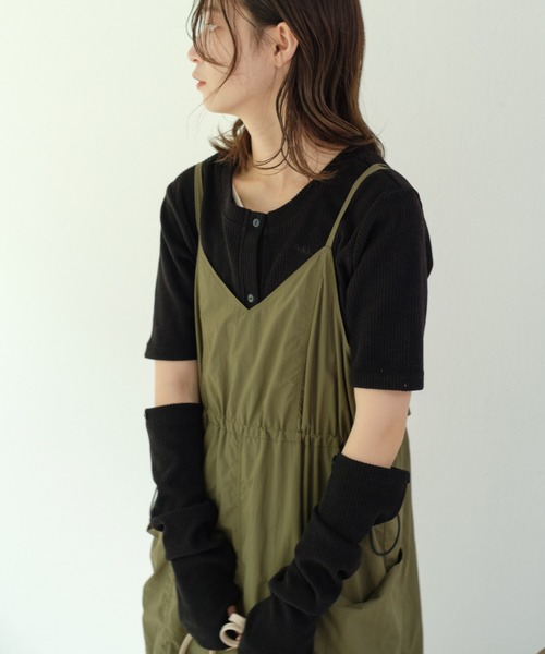 Kastane（カスタネ）の「ベロアリブ2WAYトップス（Tシャツ/カットソー・レディース・ブルー/ブラック/アイボリー・FREE）」の16枚目の写真