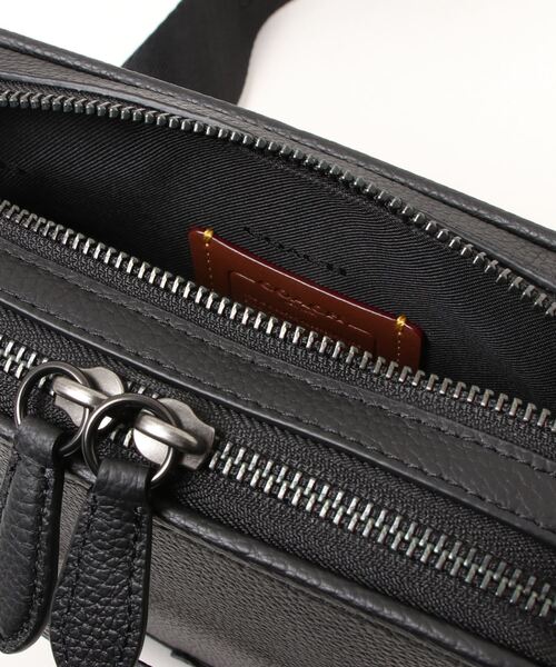 COACH（コーチ）の「チャーター クロスボディ・ハイブリッド ポーチ
