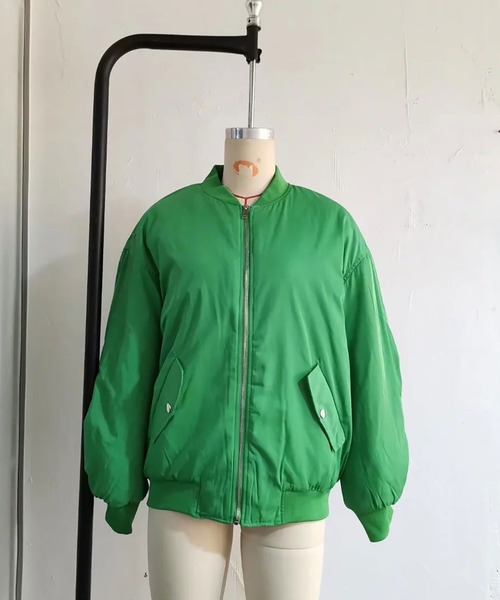 INTERPLAY（インタープレイ）の「【INTERPLAY select】ルーズ MA-1（MA-1・レディース・ブラック/ベージュ/パープル/グリーン・FREE）」の3枚目の写真