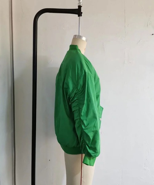 INTERPLAY（インタープレイ）の「【INTERPLAY select】ルーズ MA-1（MA-1・レディース・ブラック/ベージュ/パープル/グリーン・FREE）」の11枚目の写真