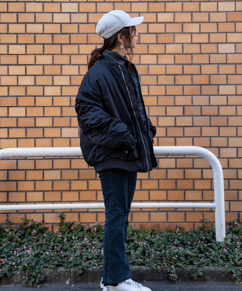 INTERPLAY（インタープレイ）の「【INTERPLAY select】ルーズ MA-1（MA-1・レディース・ブラック/ベージュ/パープル/グリーン・FREE）」の20枚目の写真