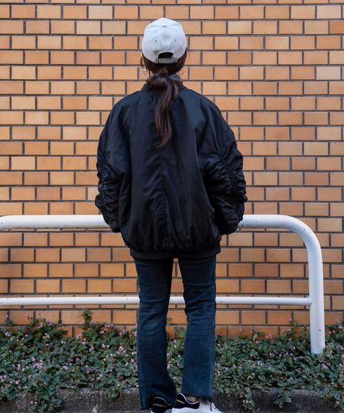 INTERPLAY（インタープレイ）の「【INTERPLAY select】ルーズ MA-1（MA-1・レディース・ブラック/ベージュ/パープル/グリーン・FREE）」の21枚目の写真