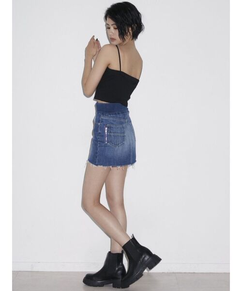 GYDA（ジェイダ）の「FRONTホック コルセットデザインビスチェ（キャミソール・レディース・ブラック/オフホワイト・FREE）」の9枚目の写真