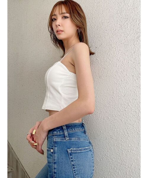 GYDA（ジェイダ）の「FRONTホック コルセットデザインビスチェ（キャミソール・レディース・ブラック/オフホワイト・FREE）」の11枚目の写真