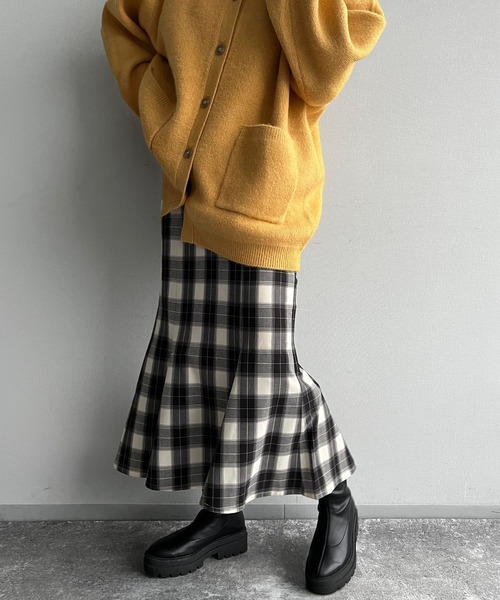 LOWRYS FARM（ローリーズファーム）の「チェックマーメイドスカート２　344639（スカート・レディース・カーキ/ブラウン/ブラック・MEDIUM/LARGE）」の4枚目の写真