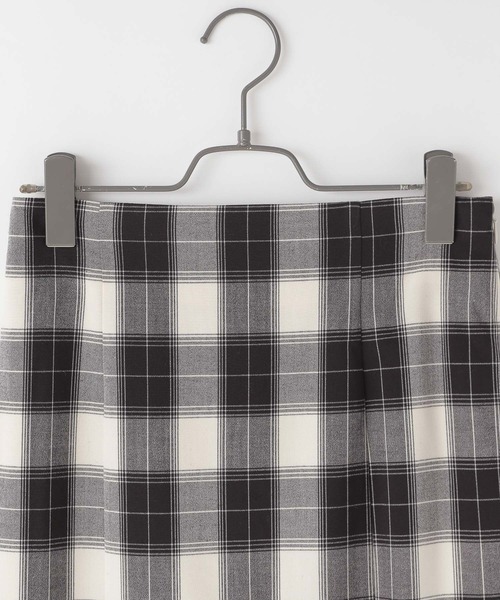 LOWRYS FARM（ローリーズファーム）の「チェックマーメイドスカート２　344639（スカート・レディース・カーキ/ブラウン/ブラック・MEDIUM/LARGE）」の10枚目の写真